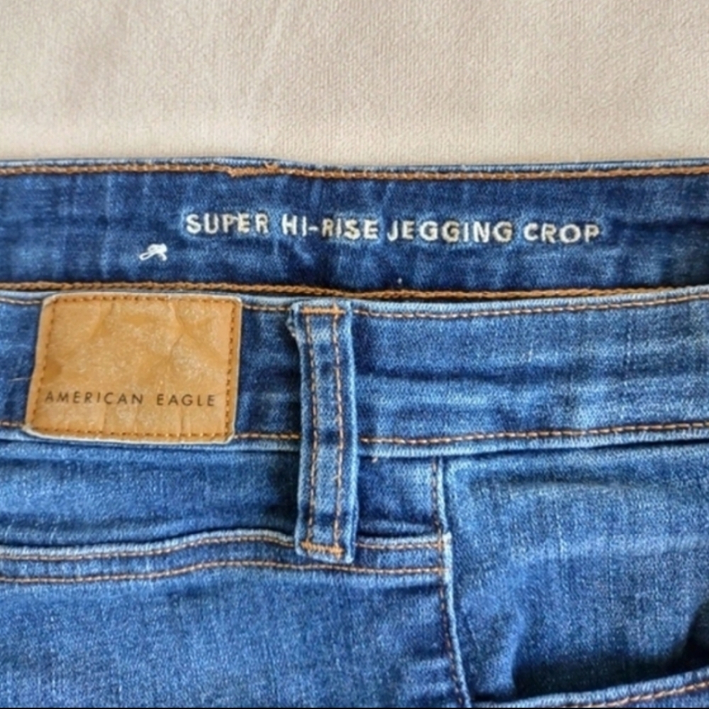 American Eagle Super Hi-Rise Crop Jegging Size 2 Denim Skinny Jeans AE - Picture 6 of 10